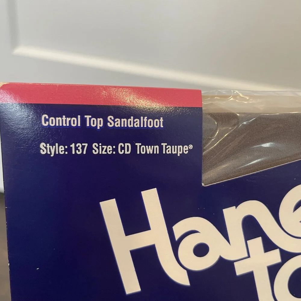 Hanes product pair